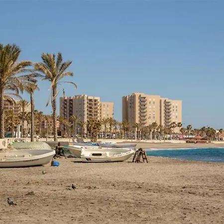 El Rinconcito Cubano En La Playa * Almería