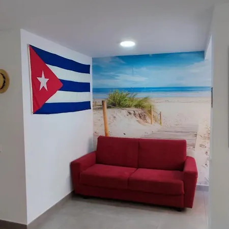 El Rinconcito Cubano En La Playa * Almería